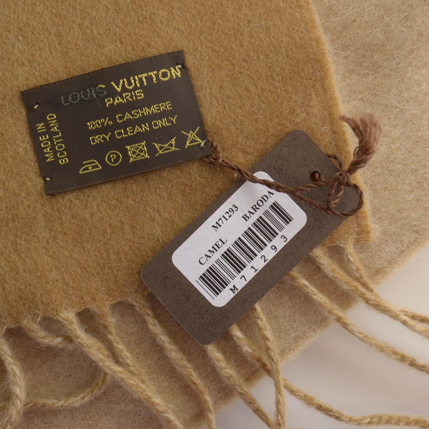 Louis Vuitton Cashmere Baroda Scarf Camel 4 of 5