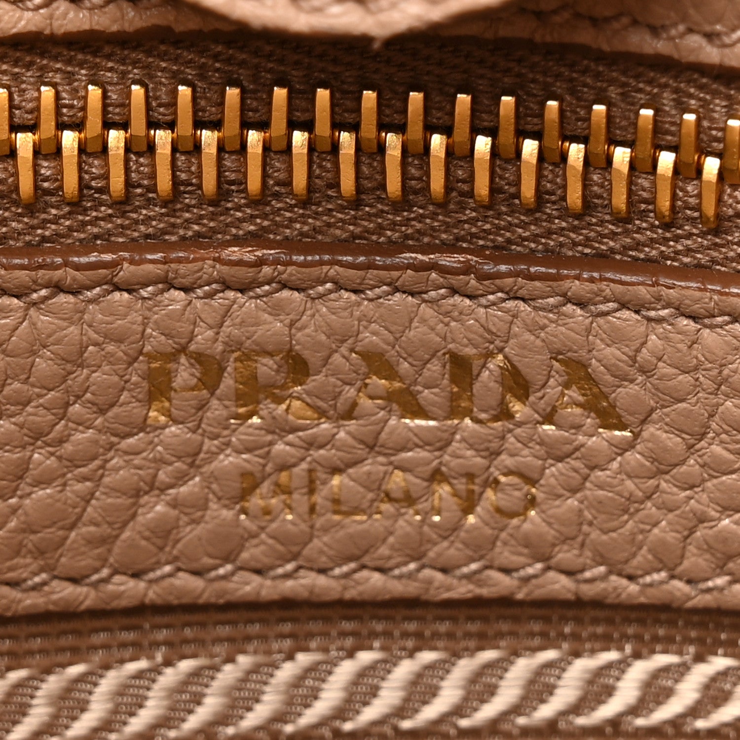 Prada Vitello Daino Soft Hobo Messenger Bag Cammeo 6 of 12