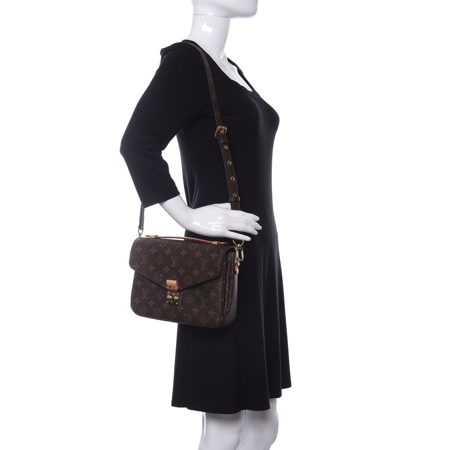 Monogram Pochette Metis