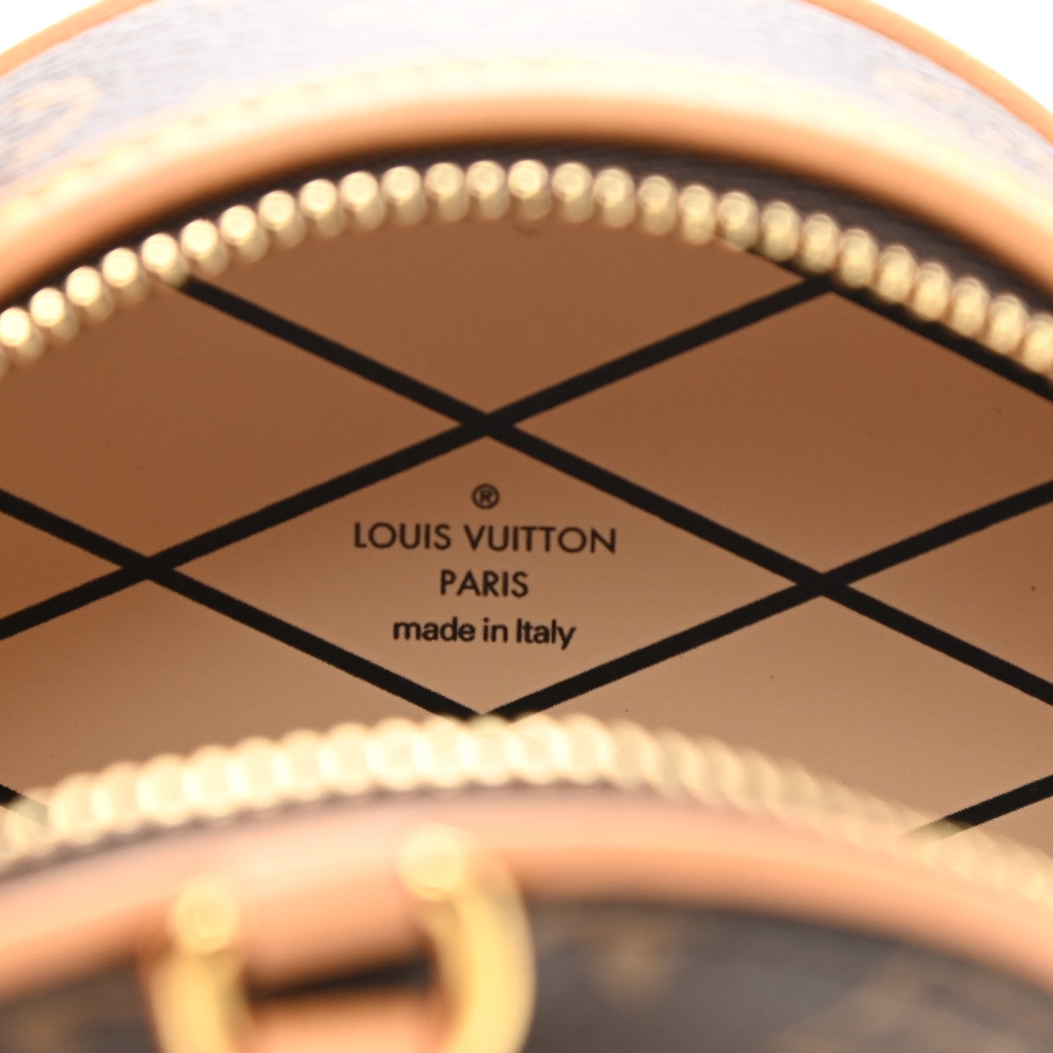 Louis Vuitton Monogram Boite Chapeau Necklace 6 of 7