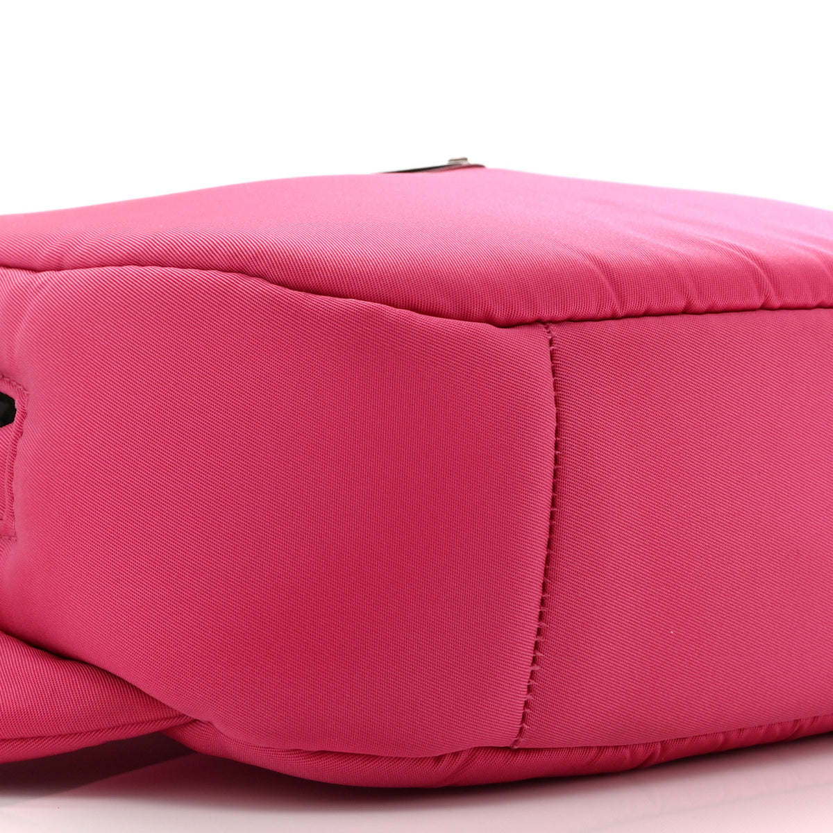 Tessuto Nylon Soft Padded Belt Bag Fuxia