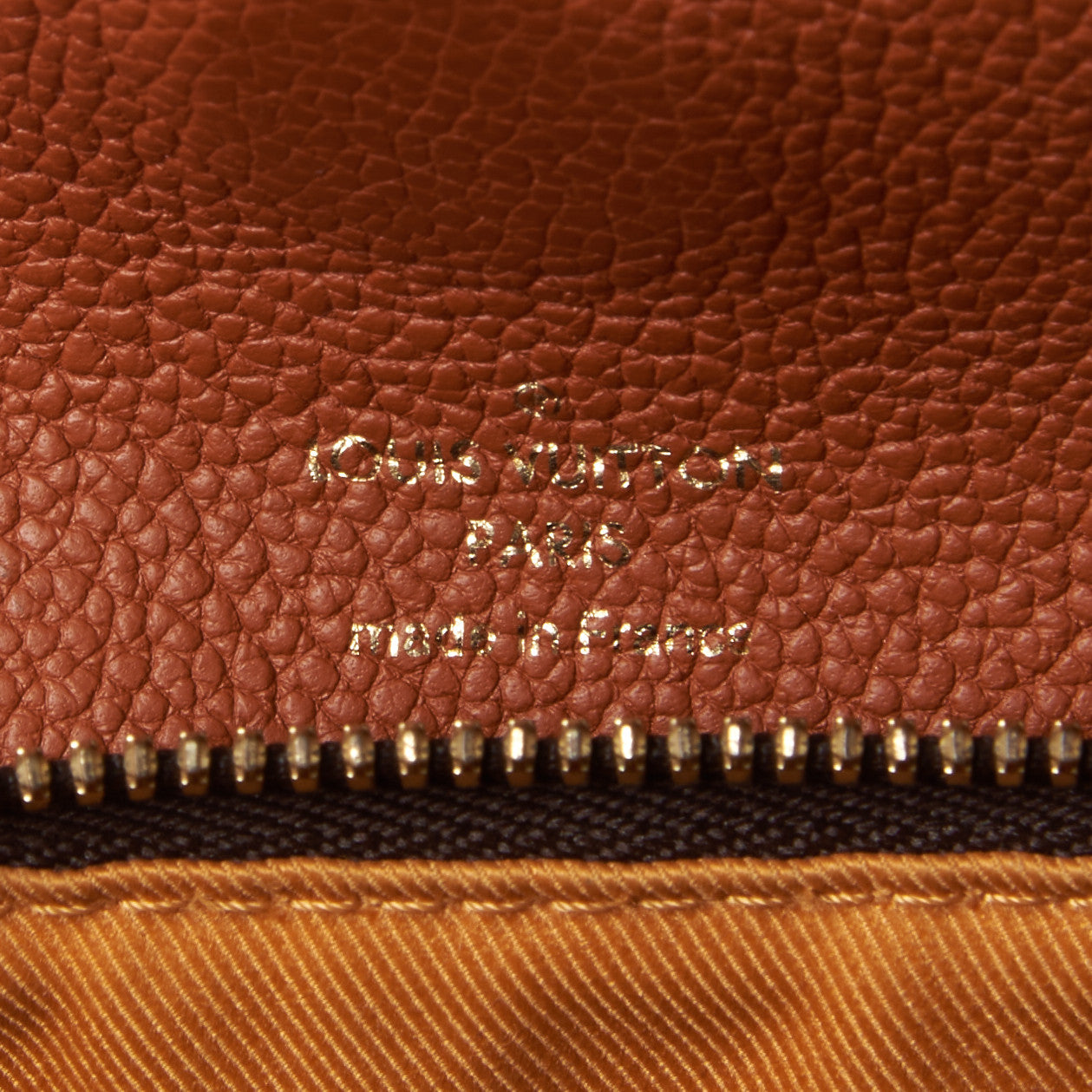 Monogram Manhattan NM Caramel