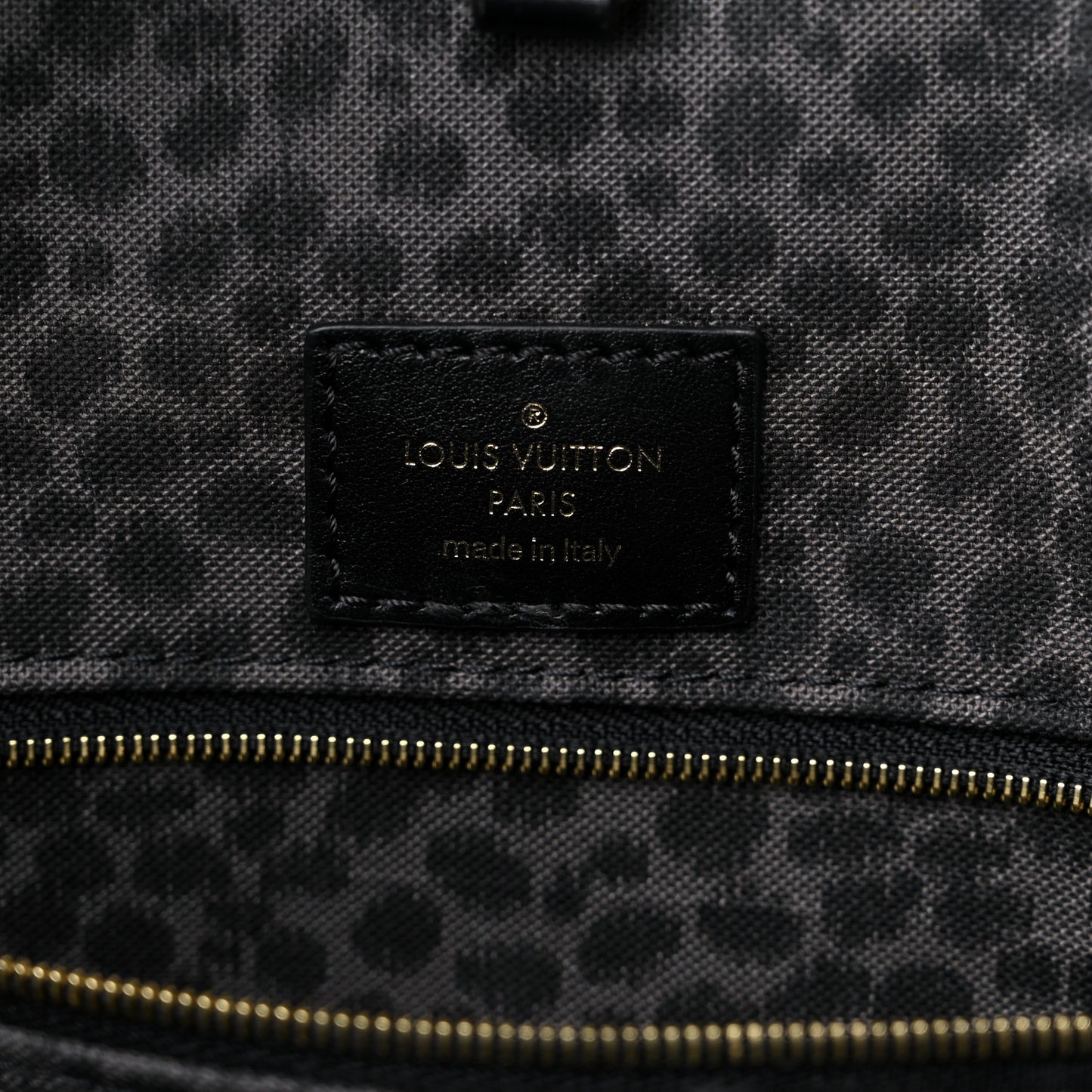 Monogram Giant Wild At Heart Onthego GM Black