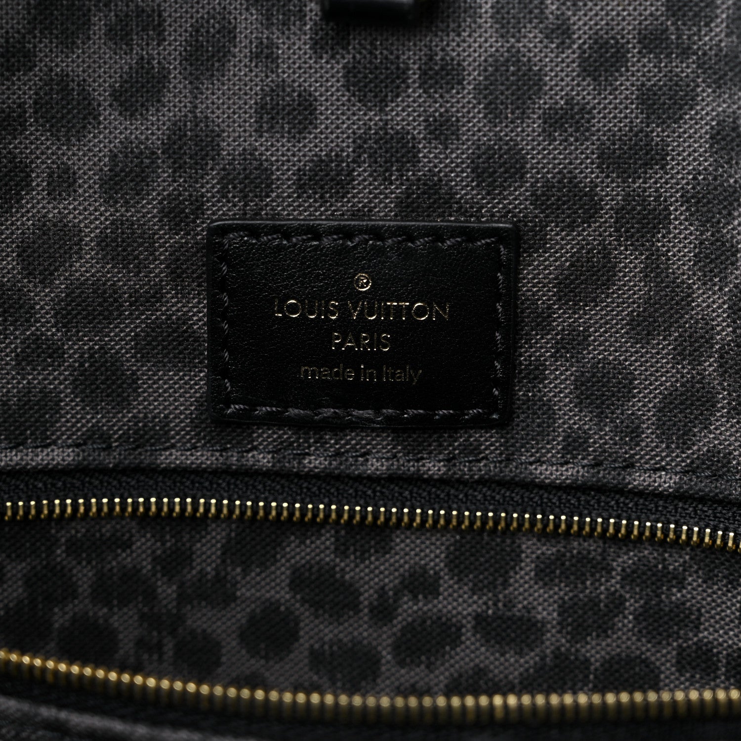 Louis Vuitton Monogram Giant Wild At Heart Onthego GM Black 6 of 8