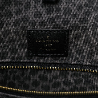 Louis Vuitton Monogram Giant Wild At Heart Onthego GM Black 6 of 8