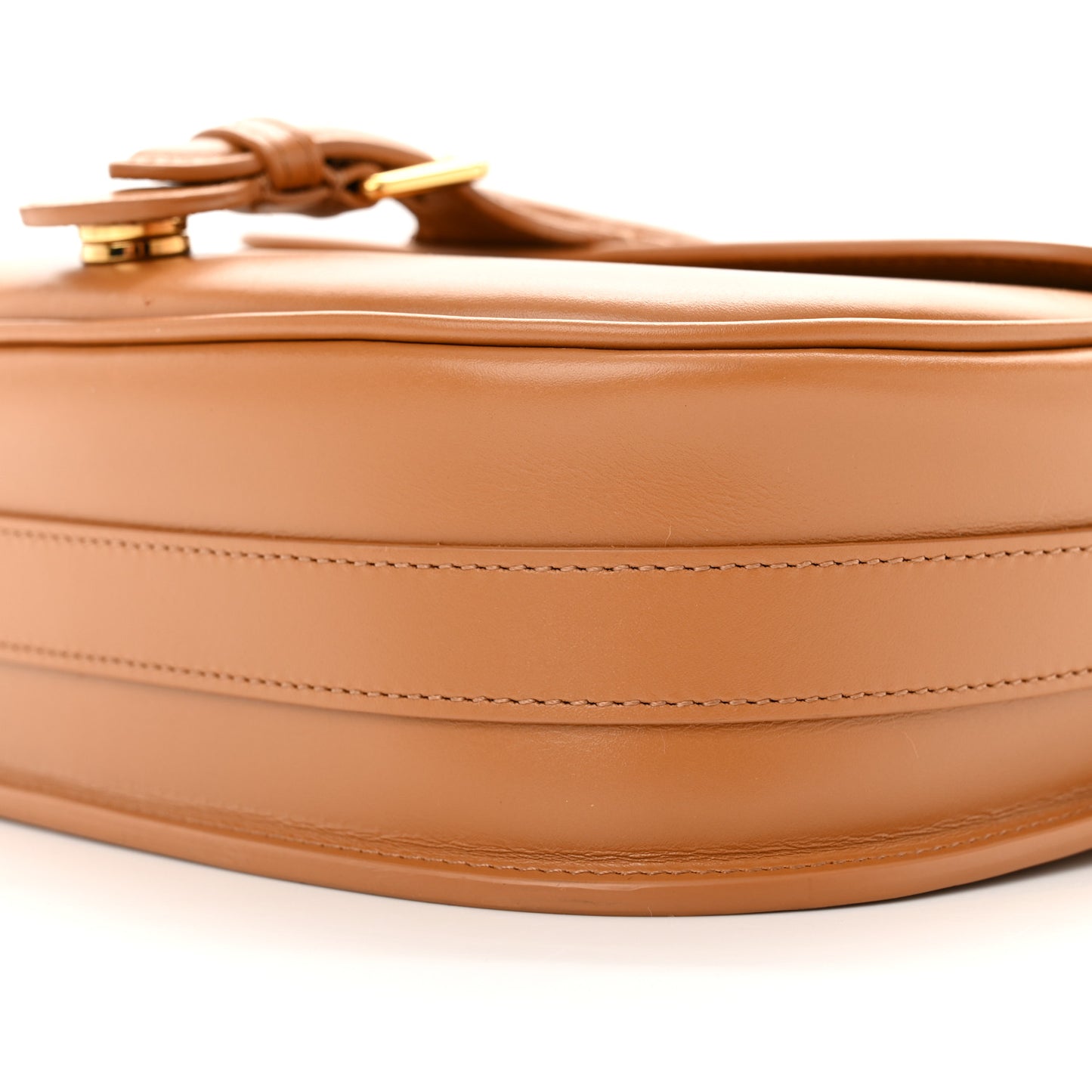 Box Calfskin Medium Bobby Flap Camel