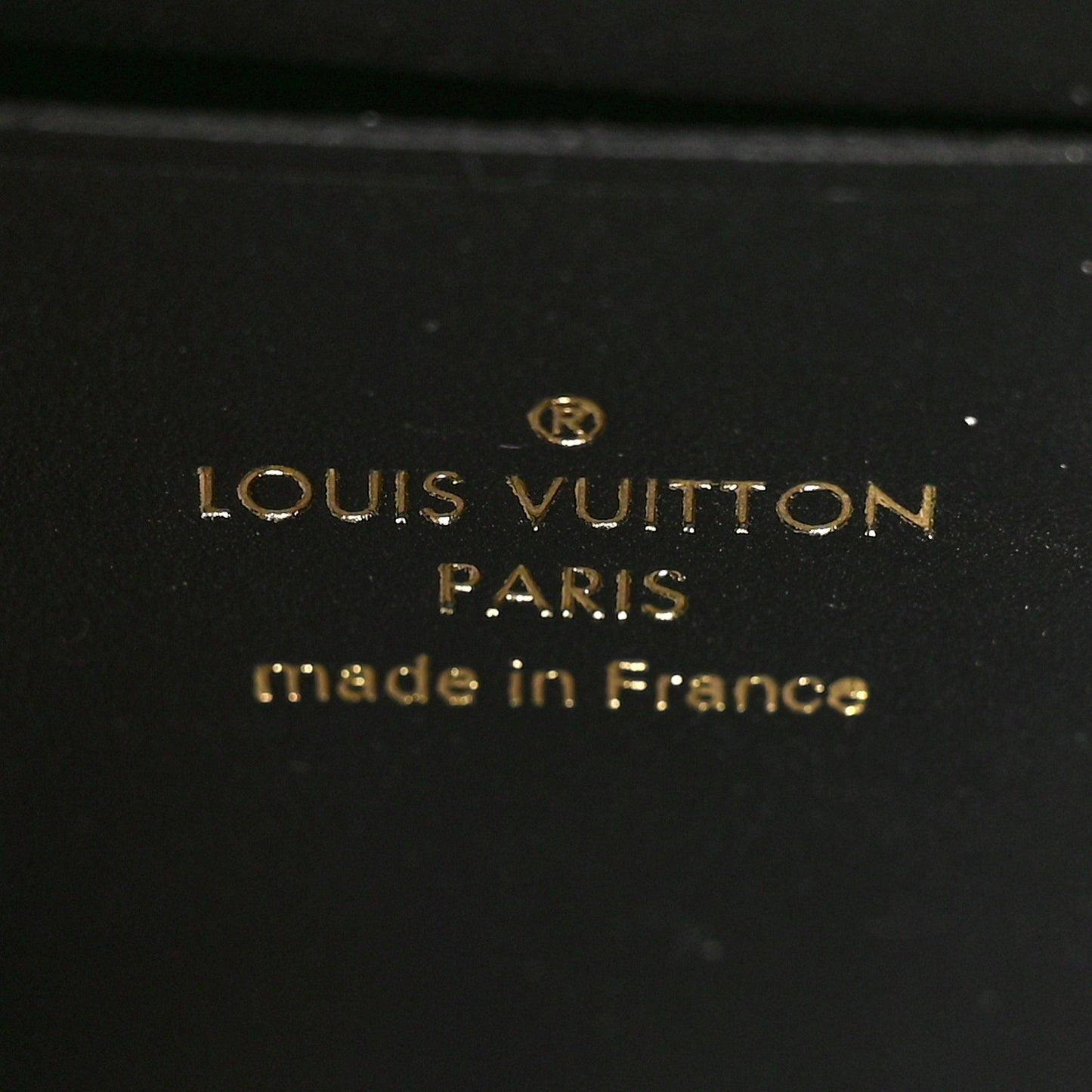 Reverse Monogram Dauphine Chain Wallet