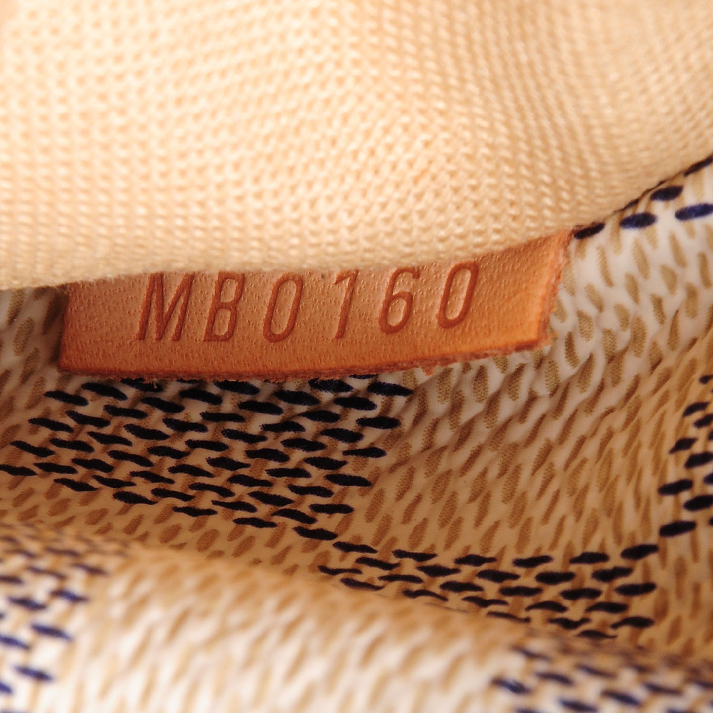 Damier Azur Totally MM