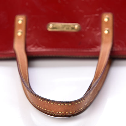 Louis Vuitton Vernis Bellevue GM Pomme D'Amour 9 of 19
