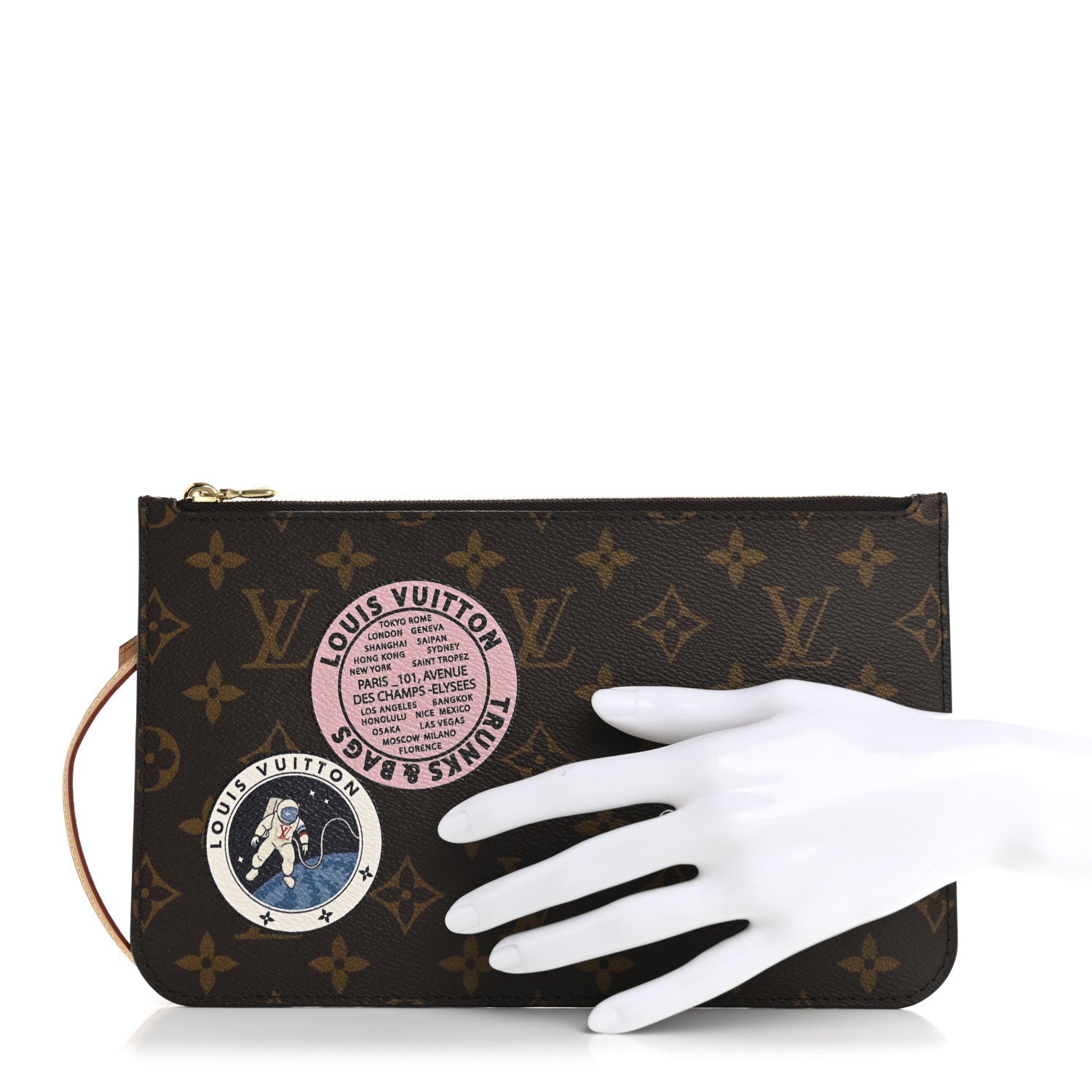 Louis Vuitton Monogram World Tour Neverfull MM GM Pochette 2 of 7