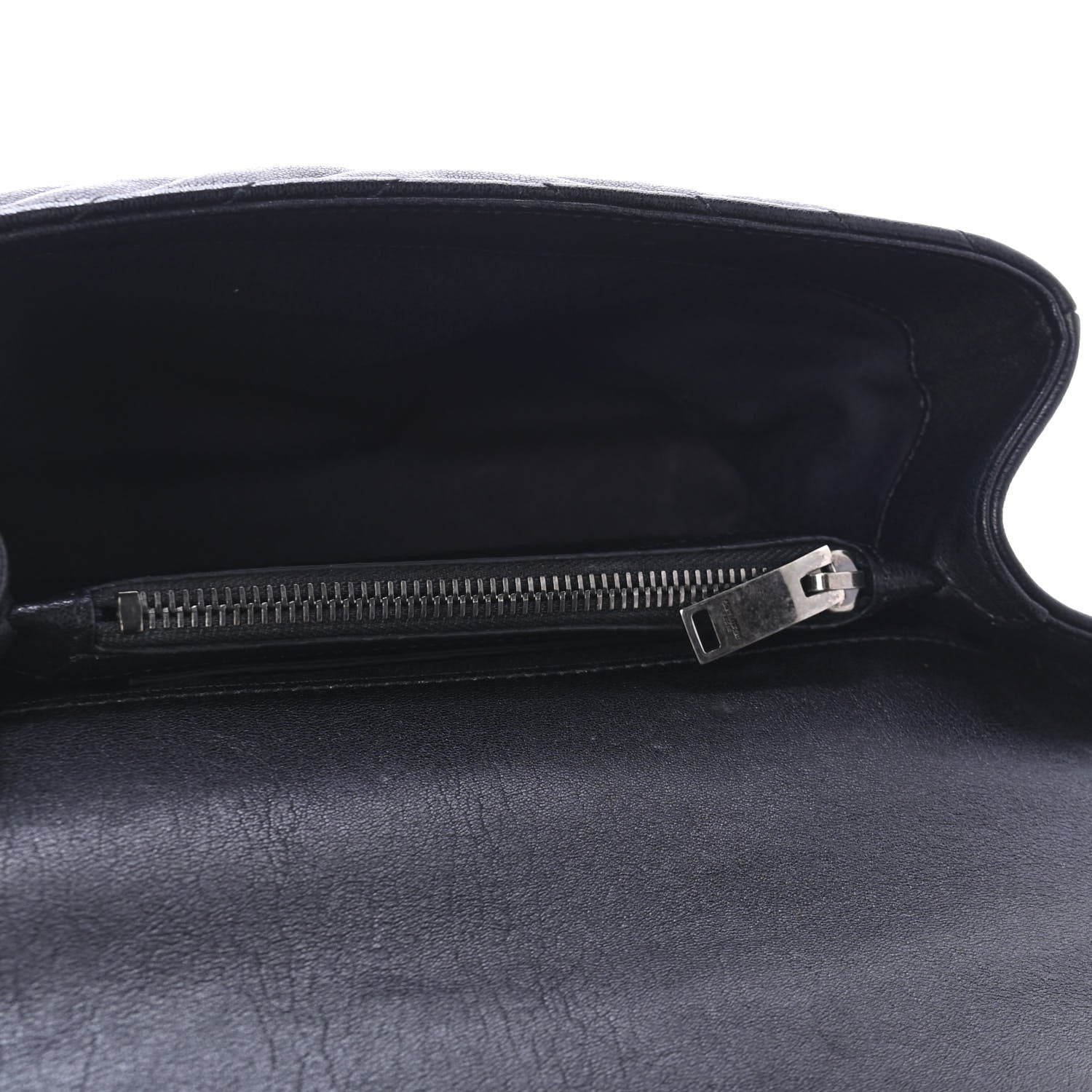 Saint Laurent Sheepskin Matelasse Chevron Monogram Medium College Bag Black 4 of 4