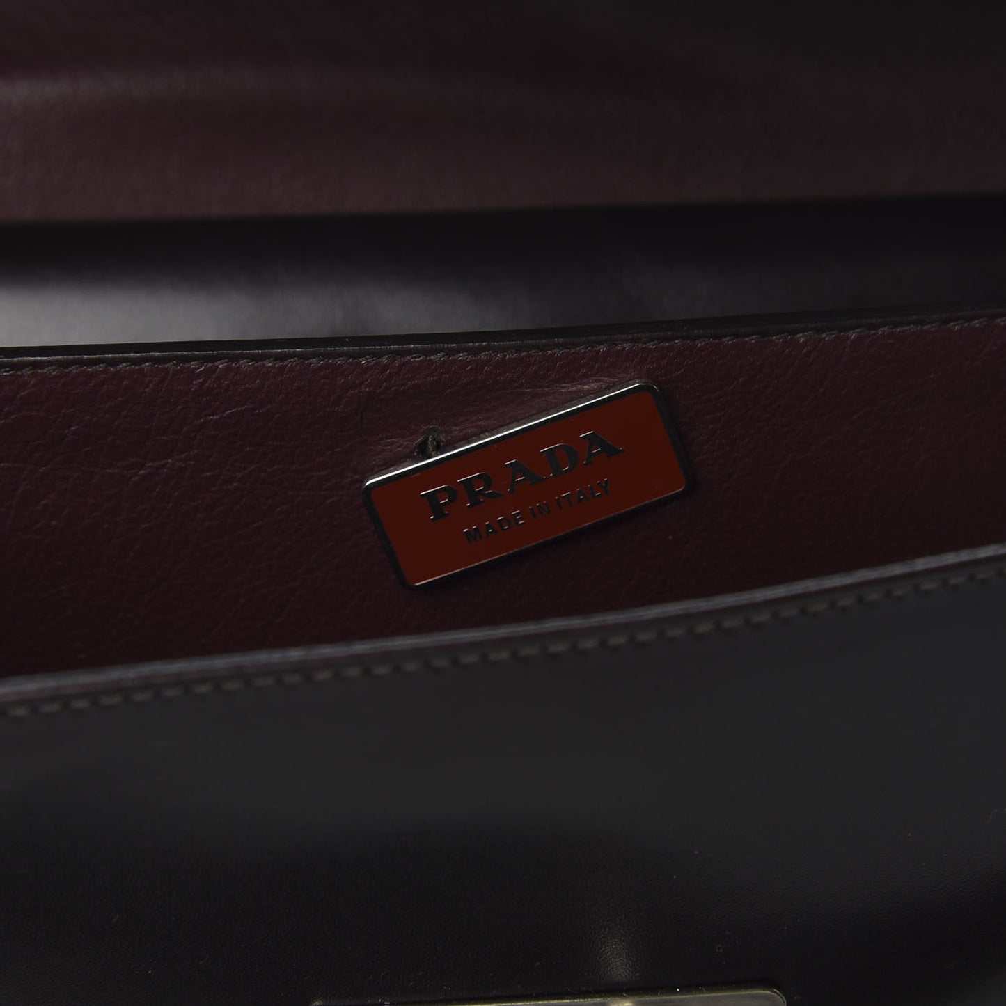 Vitello Sound Shoulder Bag Mosto