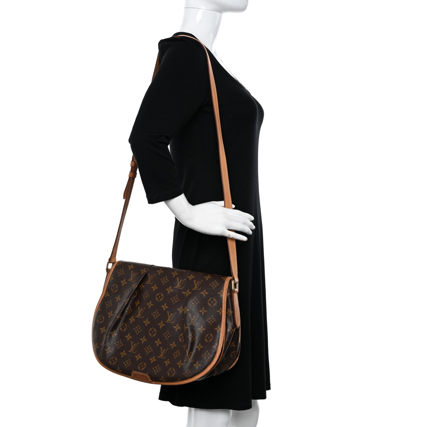 Louis Vuitton Monogram Menilmontant MM 2 of 20