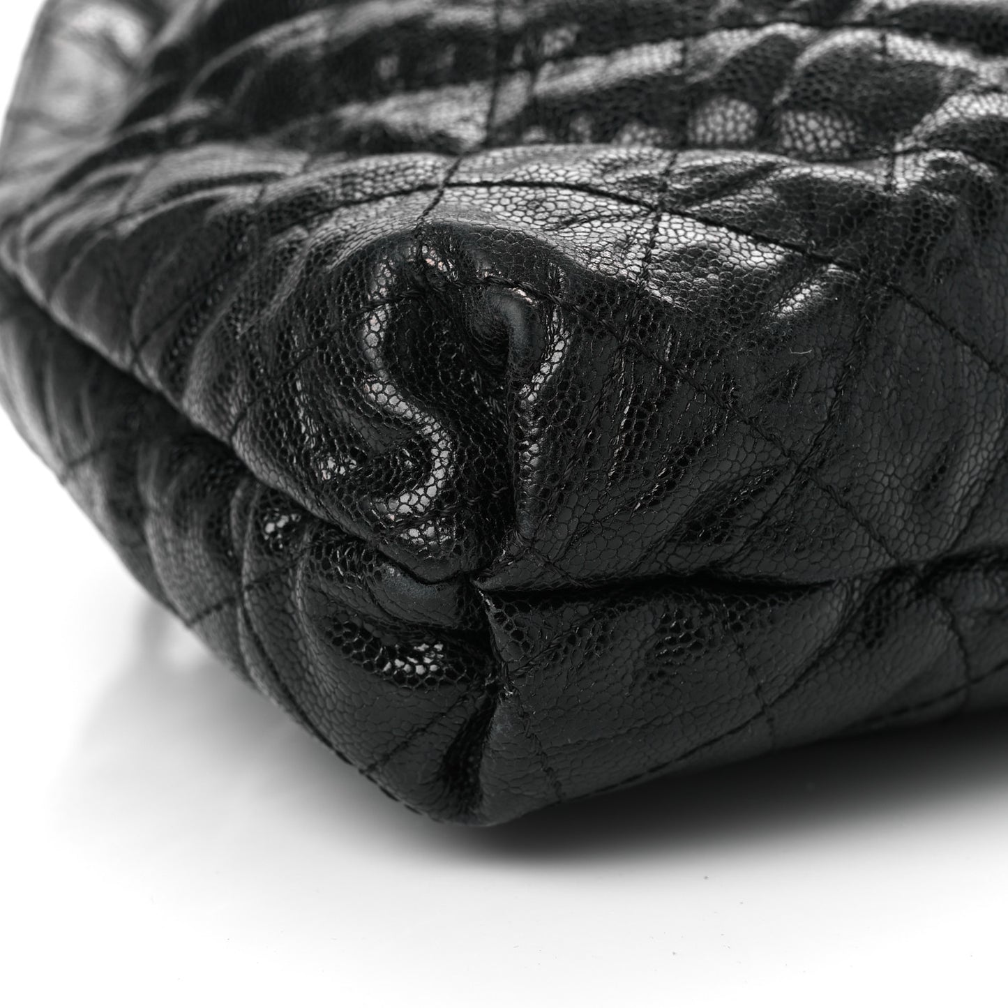 Crumpled Grained Calfskin Quilted Medium Elastic Tote Black