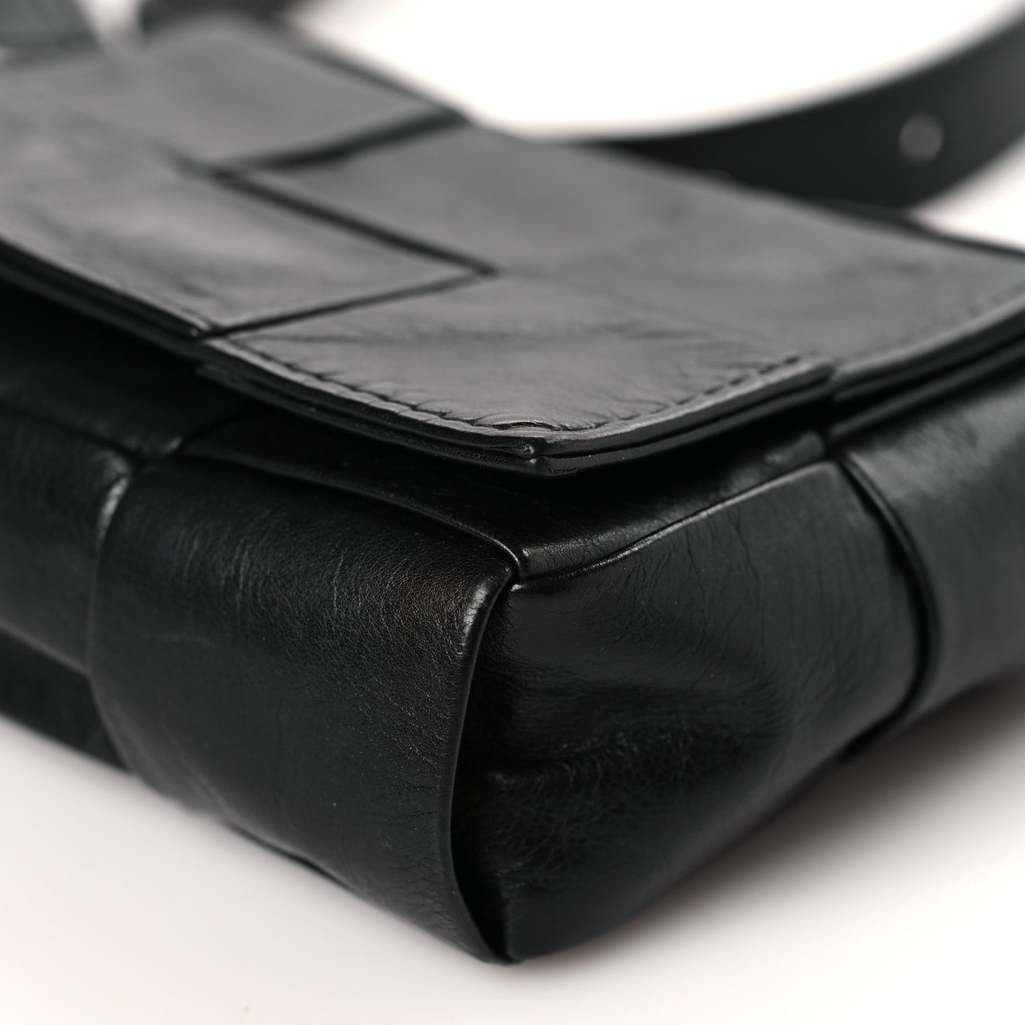 Paper Calfskin Maxi Intreccio Extra Mini Cassette Crossbody Bag Black