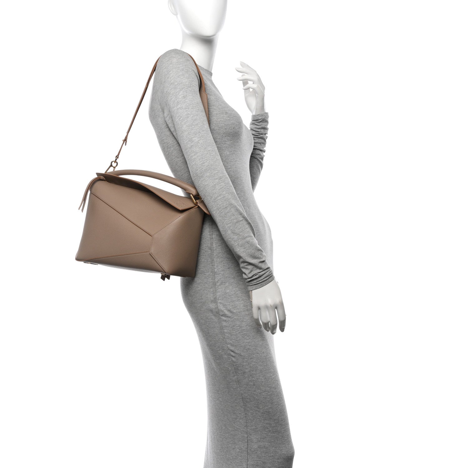 Loewe Soft Grained Calfskin Medium Puzzle Edge Bag Sand 2 of 10