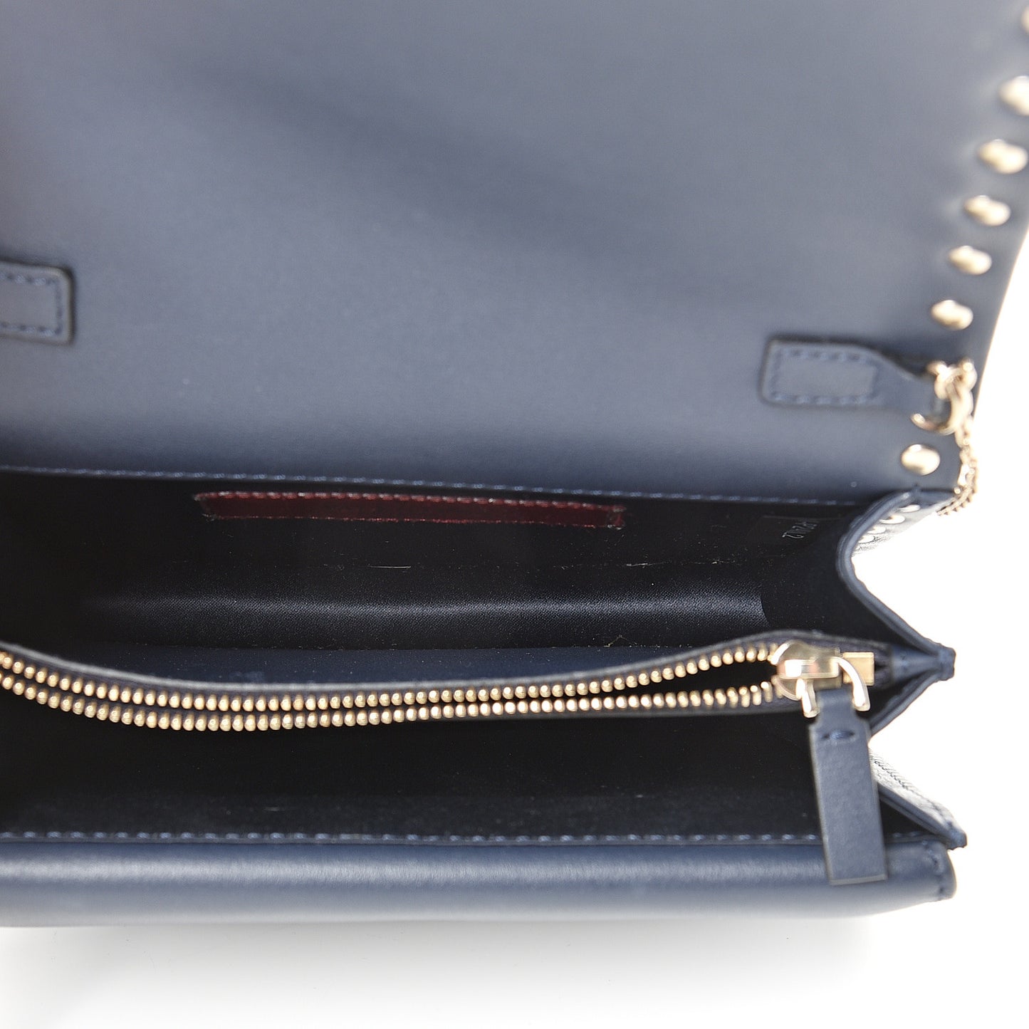 Vitello Rockstud Wallet on Chain Navy