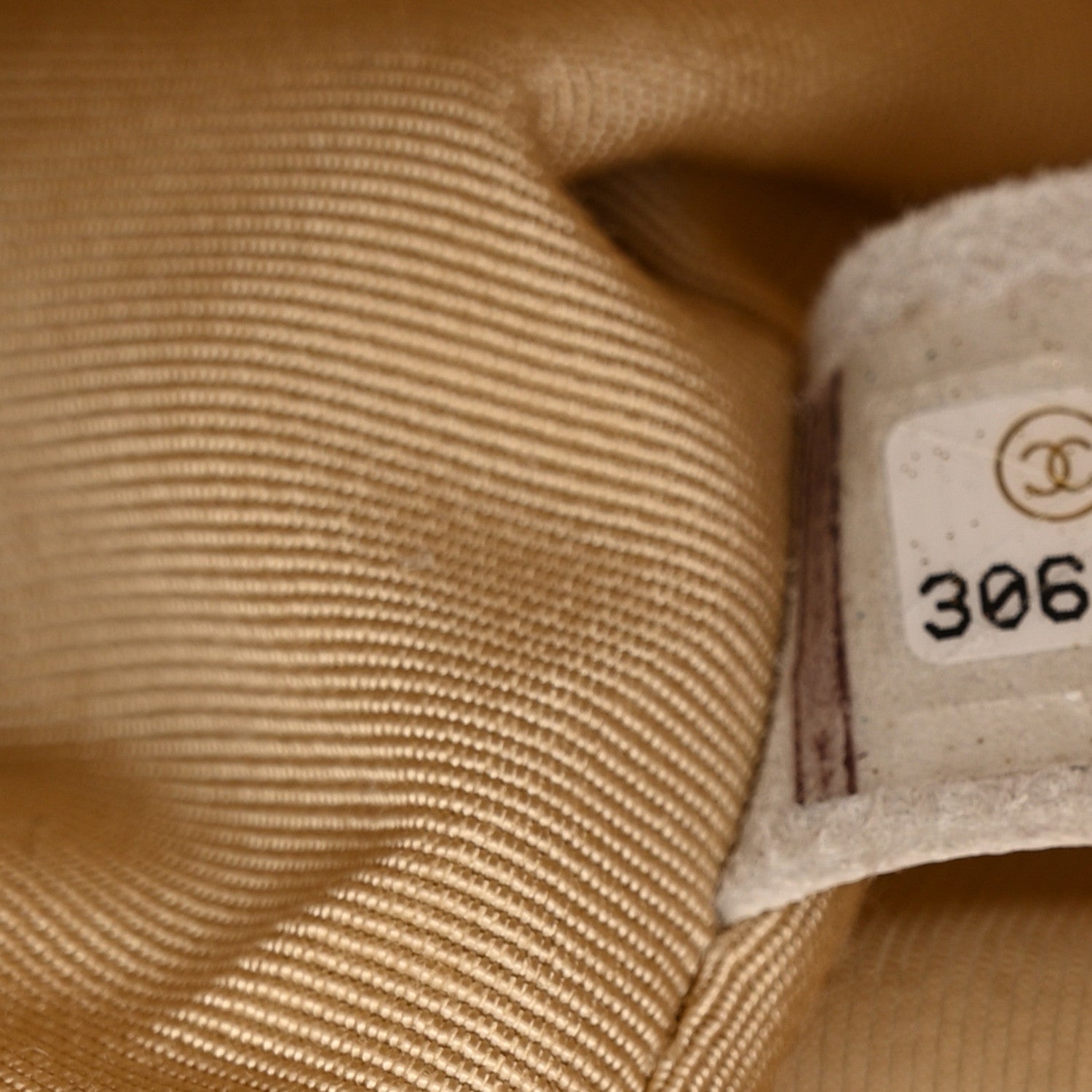 Chanel Goatskin Quilted Medium Chanel 19 Flap White 7 of 12