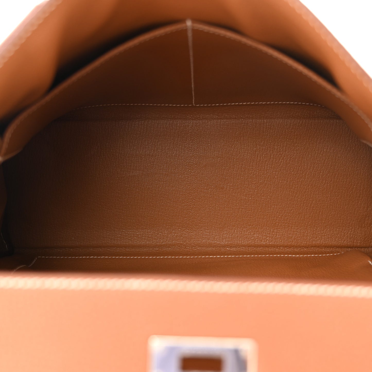 Togo Kelly Retourne 32 Gold