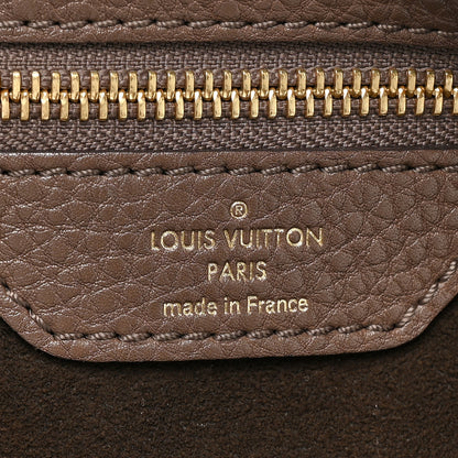 Louis Vuitton Mahina L Gris Perle 6 of 8