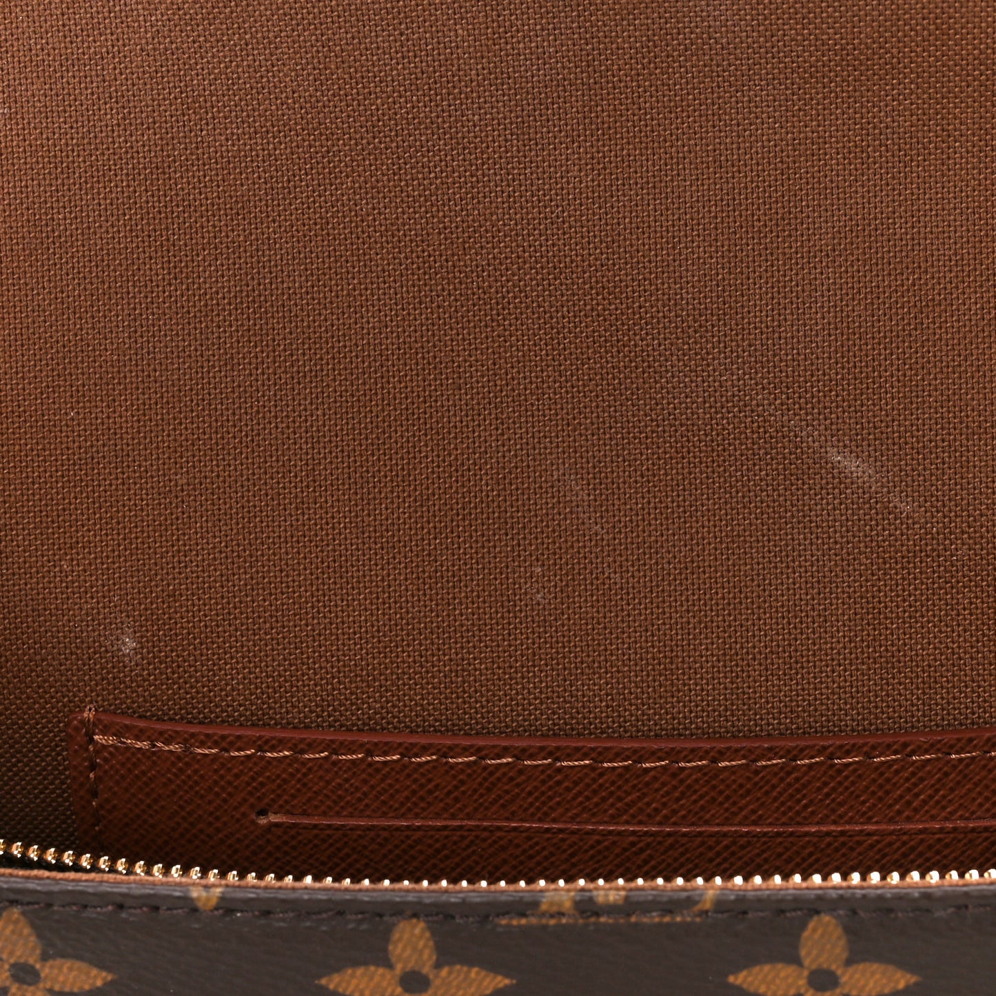 Monogram Ivy Wallet On Chain