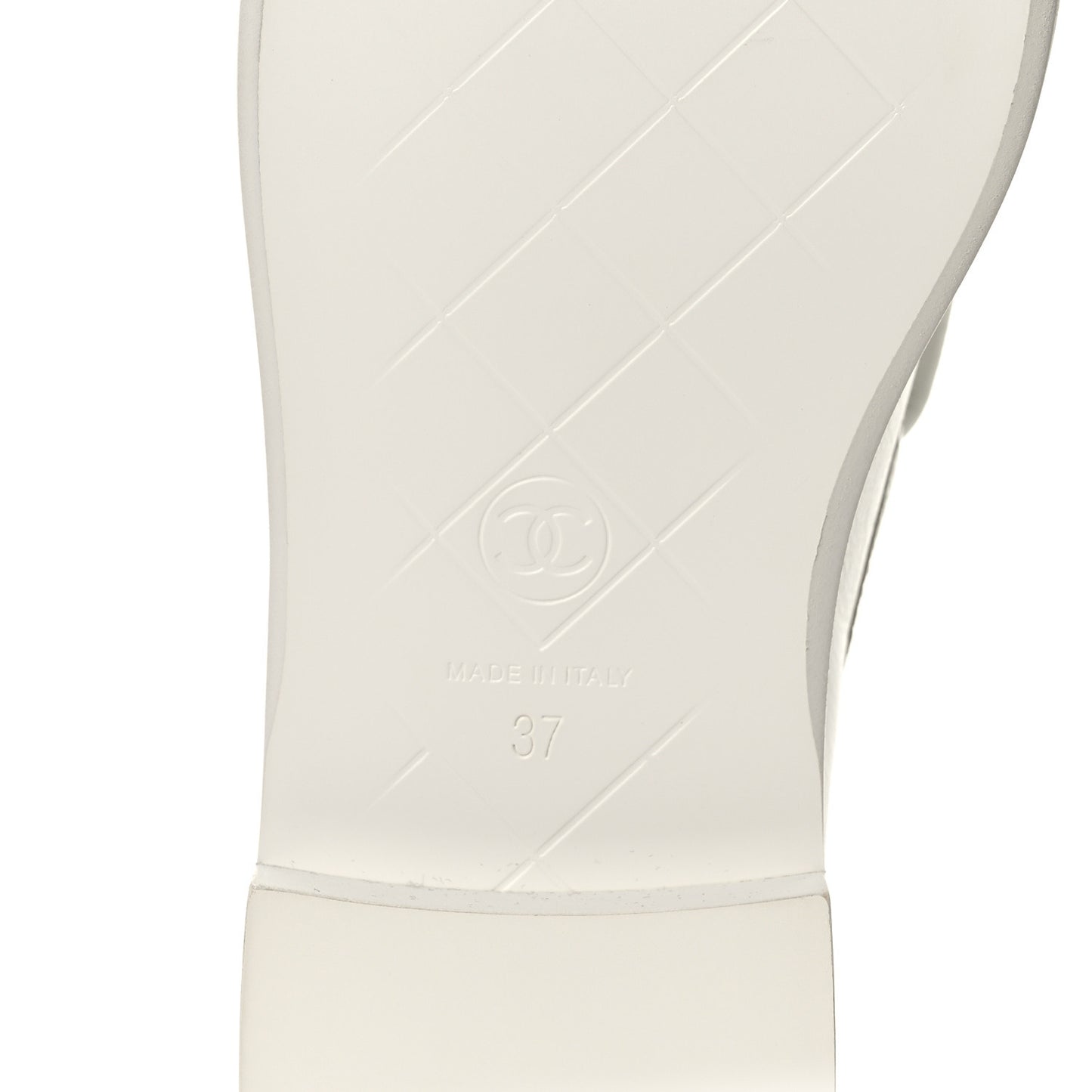 Lambskin Quilted CC Turnlock Loafers 37 White