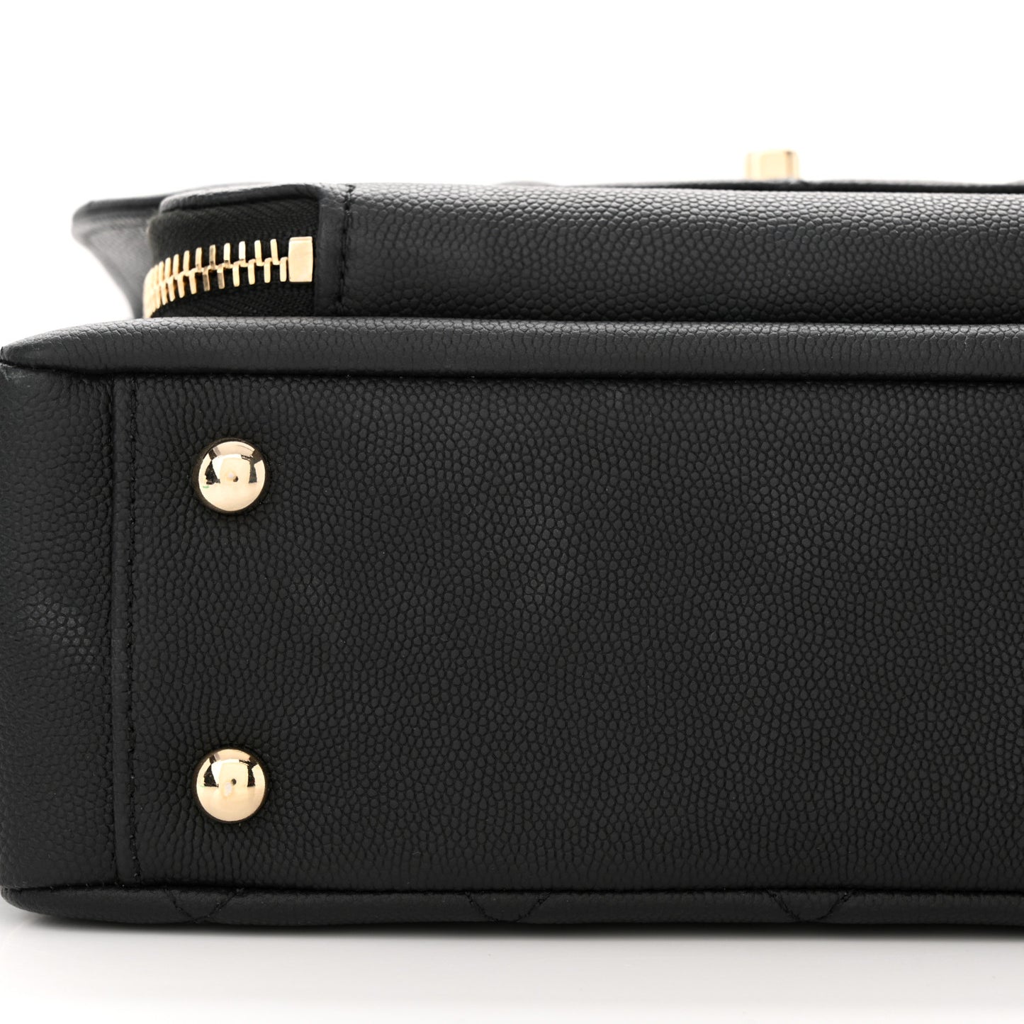 Caviar Quilted Medium Business Affinity Flap Black