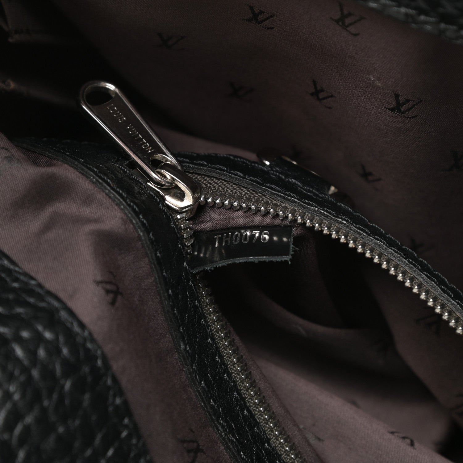 Louis Vuitton Pony Hair Mens Cabas Whistler Black 7 of 13