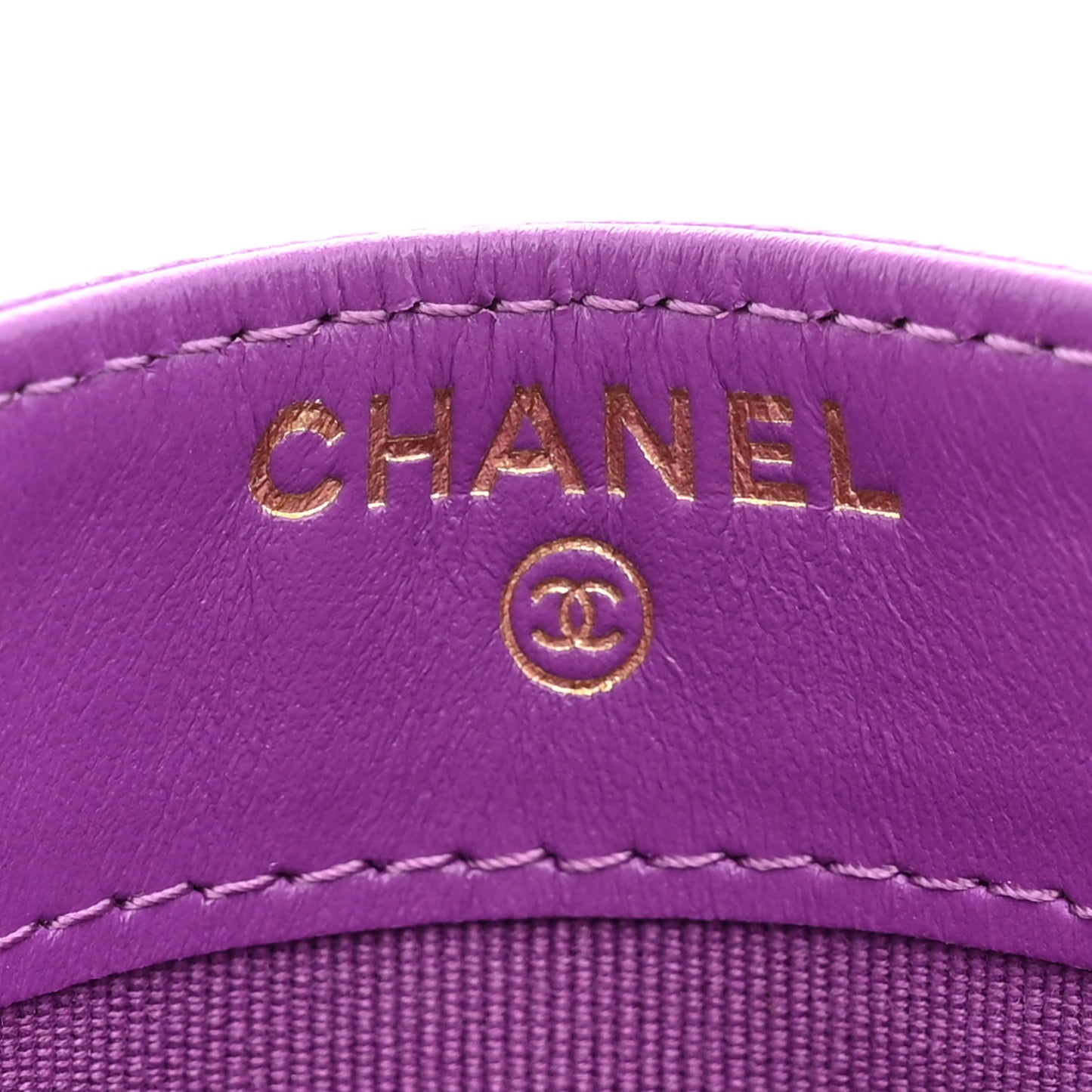 Caviar Quilted Card Holder Purple