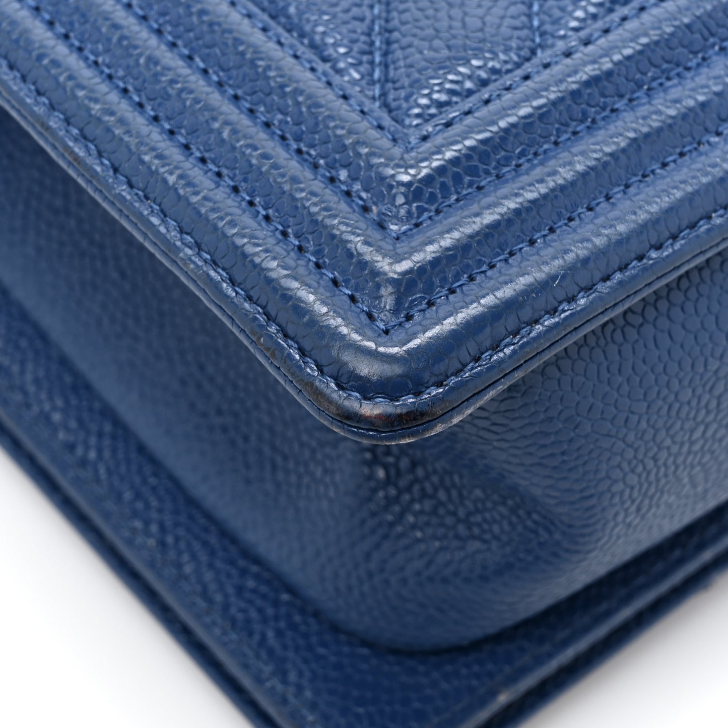 Caviar Chevron Quilted Medium Boy Flap Navy