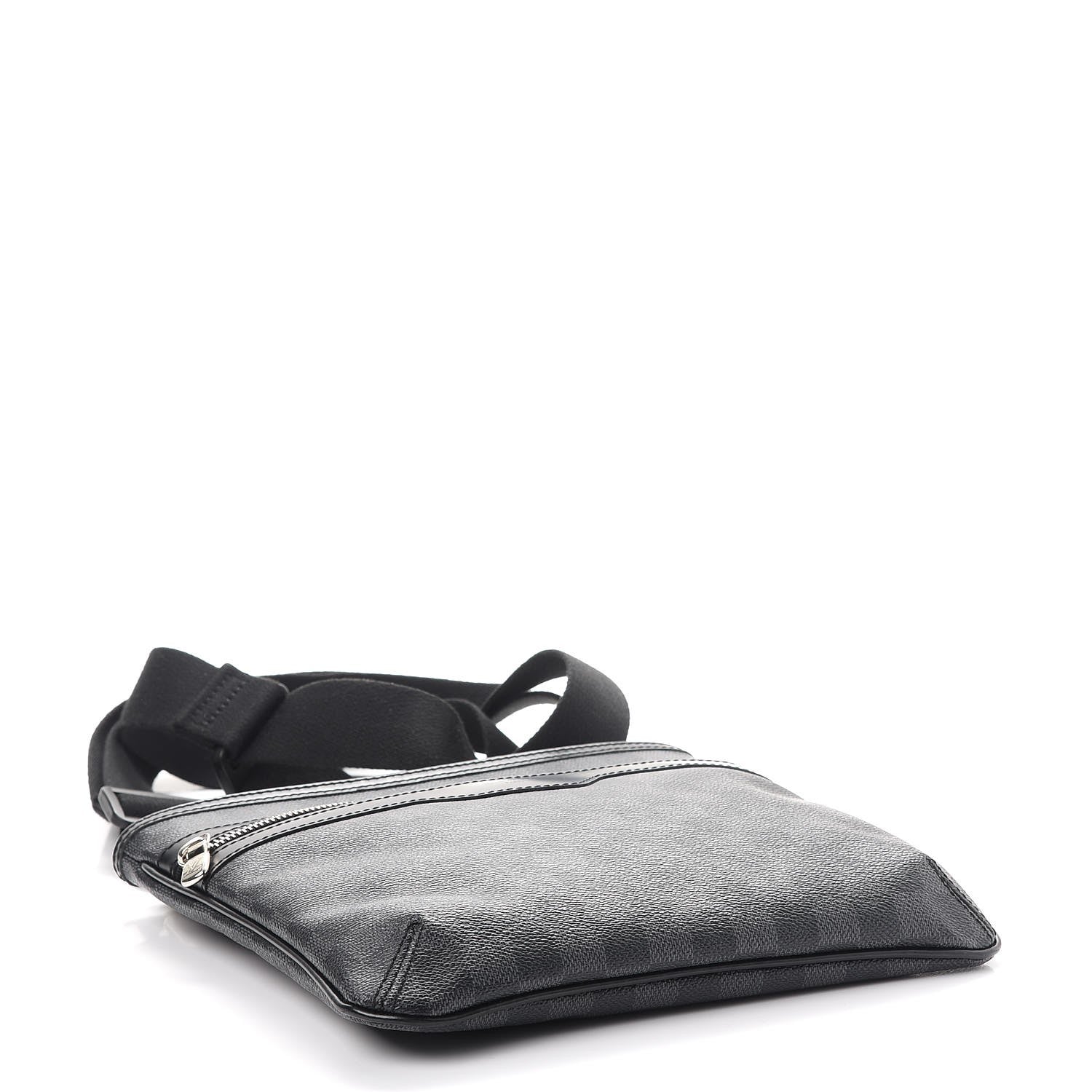 Louis Vuitton Damier Graphite Thomas 4 of 7