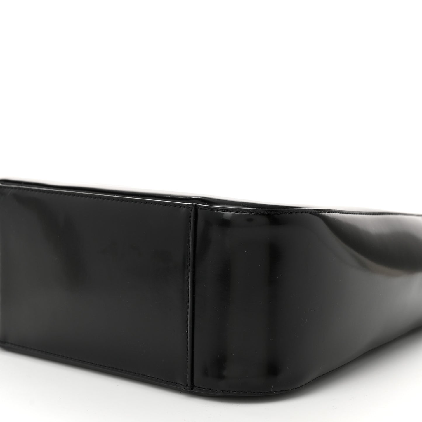 Patent Small Le 5 A 7 Supple Hobo Black