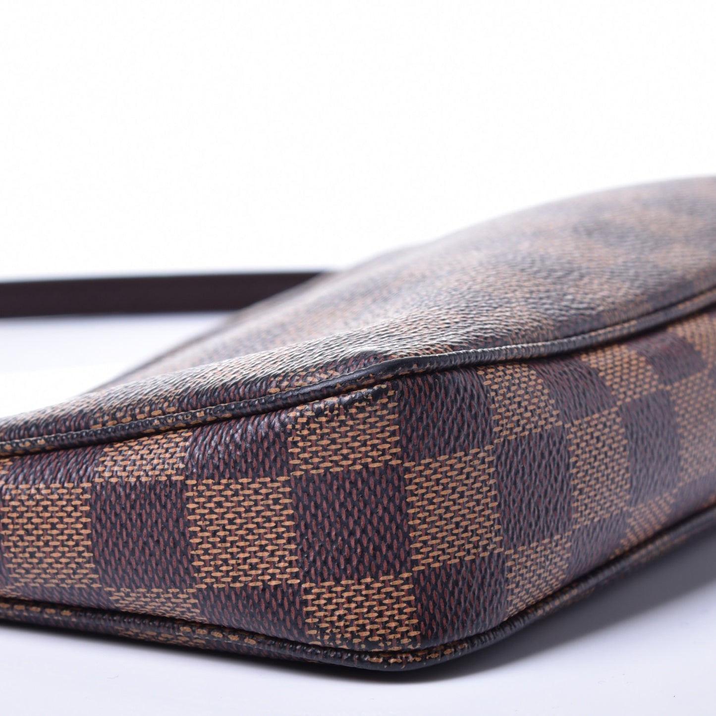 Damier Ebene Pochette Accessories NM