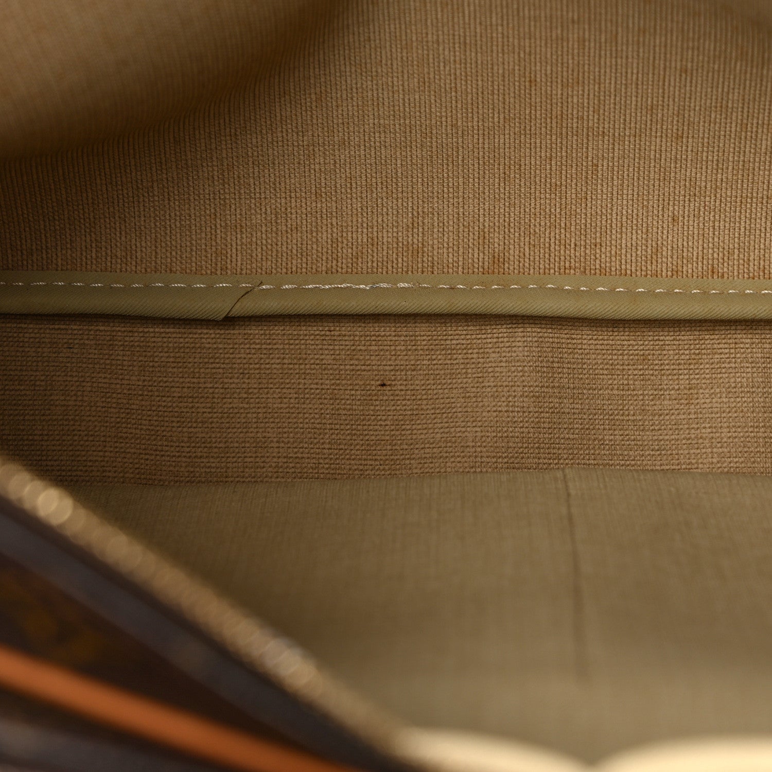 Louis Vuitton Monogram Reporter GM 12 of 13