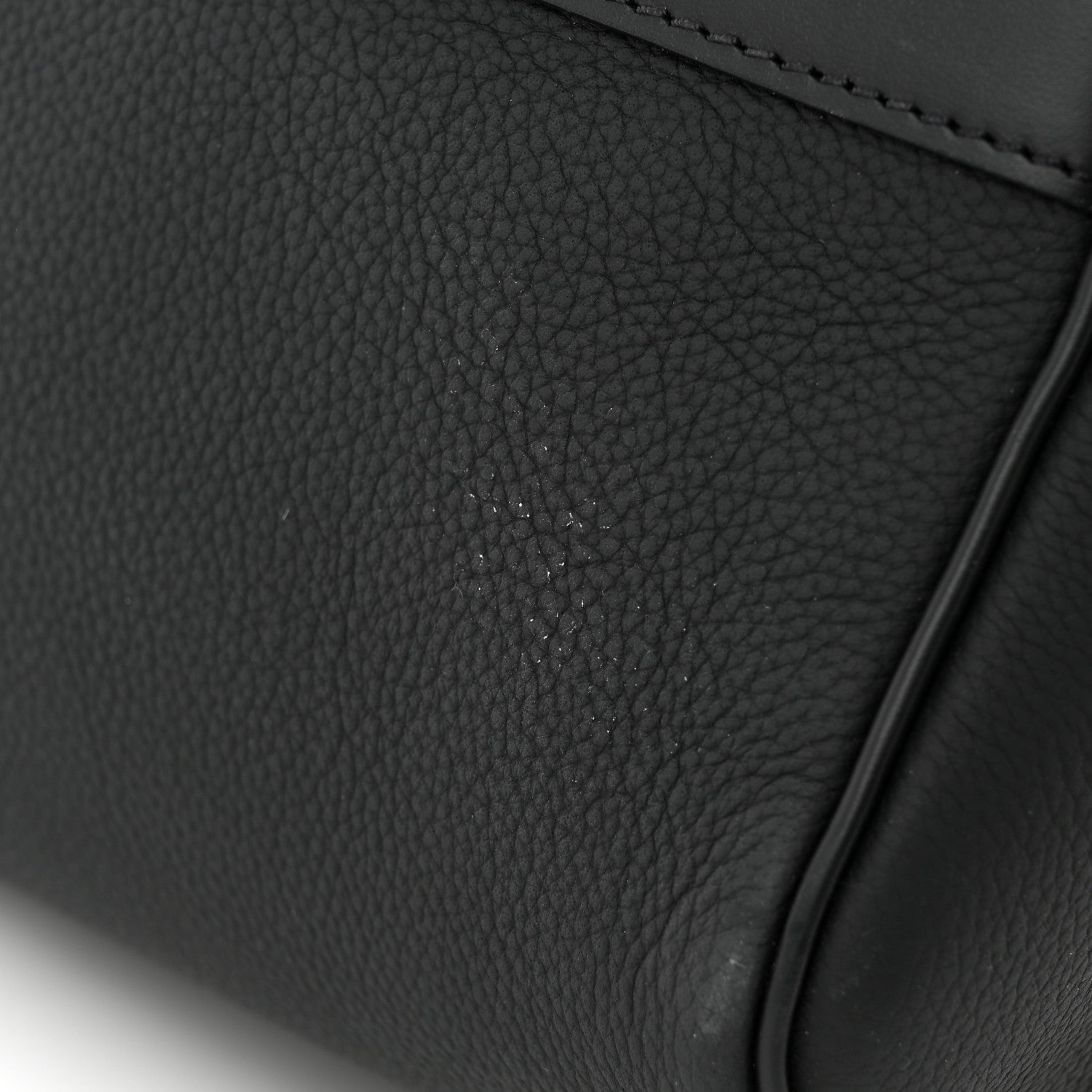 Louis Vuitton Grained Calfskin Aerogram Keepall Bandouliere 40 Black 11 of 16