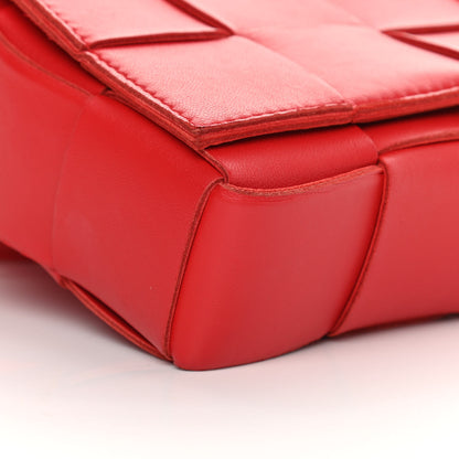 Bottega Veneta Lambskin Maxi Intrecciato Cassette Crossbody Bag Bright Red 9 of 11