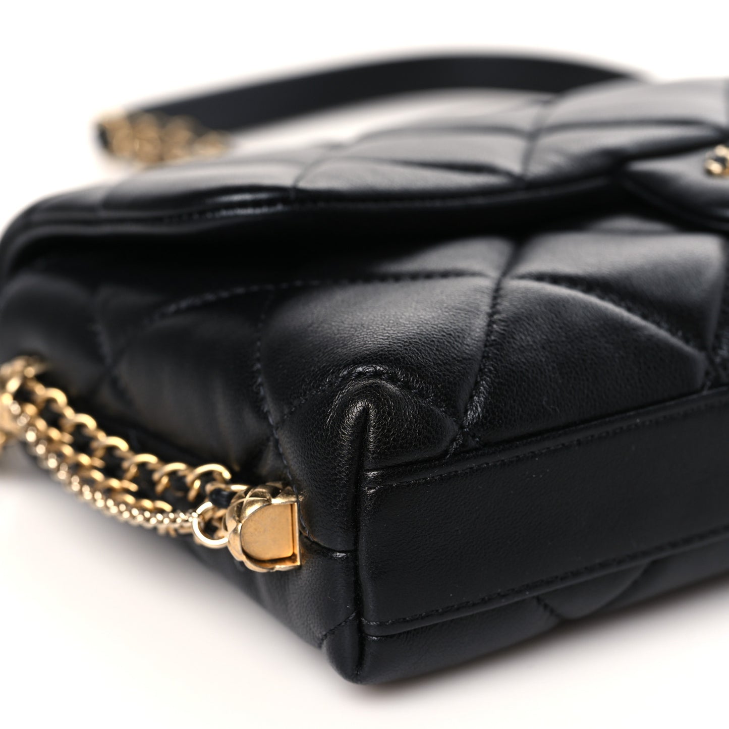 Lambskin Quilted Crush on Chains Flap Bag Black
