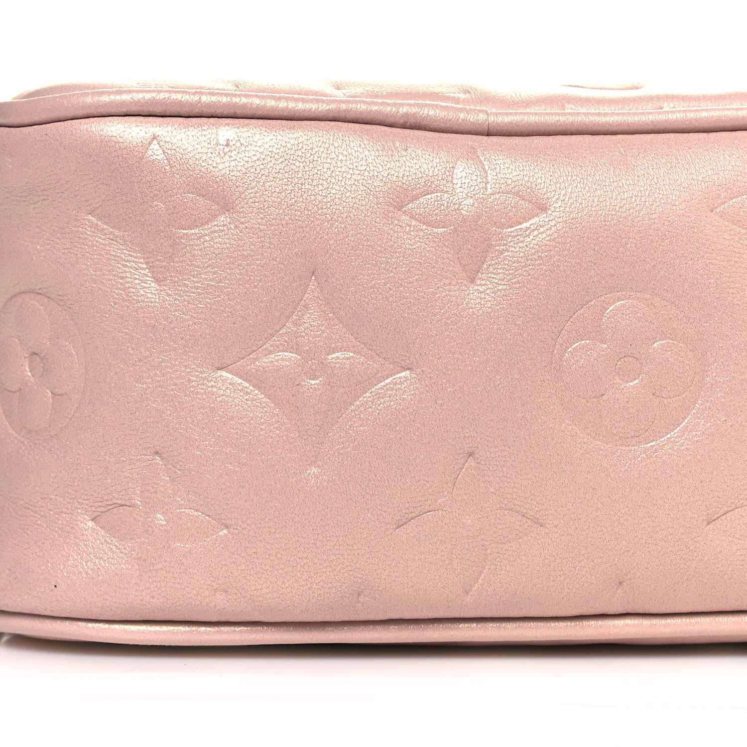 Louis Vuitton Lambskin Embossed Monogram Fall In Love Sac Coeur Light Pink 9 of 9