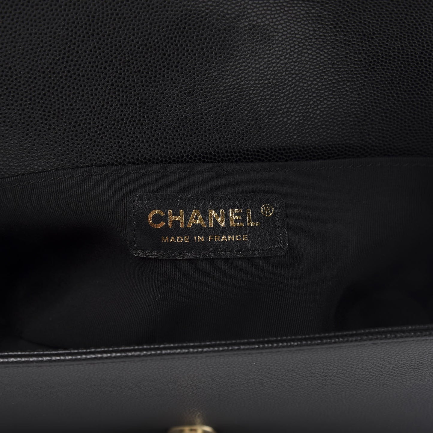 Caviar Quilted Medium Boy Flap Black