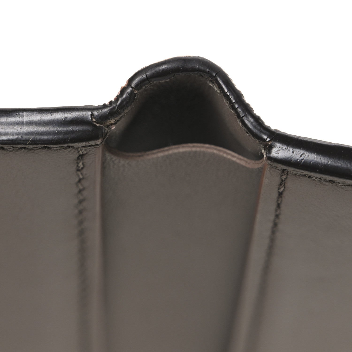 Louis Vuitton Taurillon Capucines Compact Wallet Magnolia 7 of 7