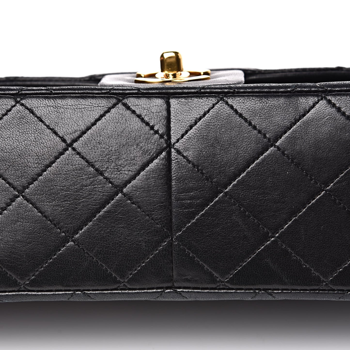 Lambskin Quilted Medium Single Flap Black