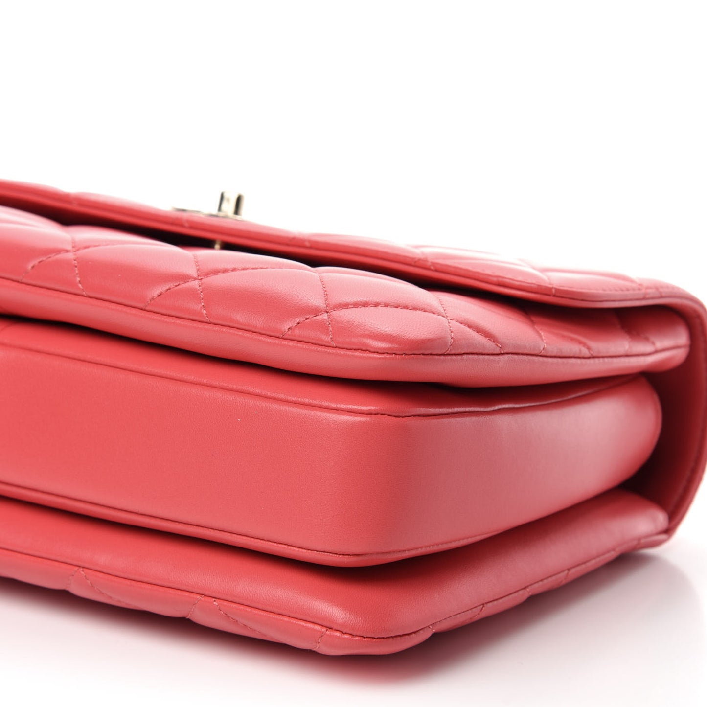Lambskin Quilted Medium Trendy CC Flap Dual Handle Bag Red