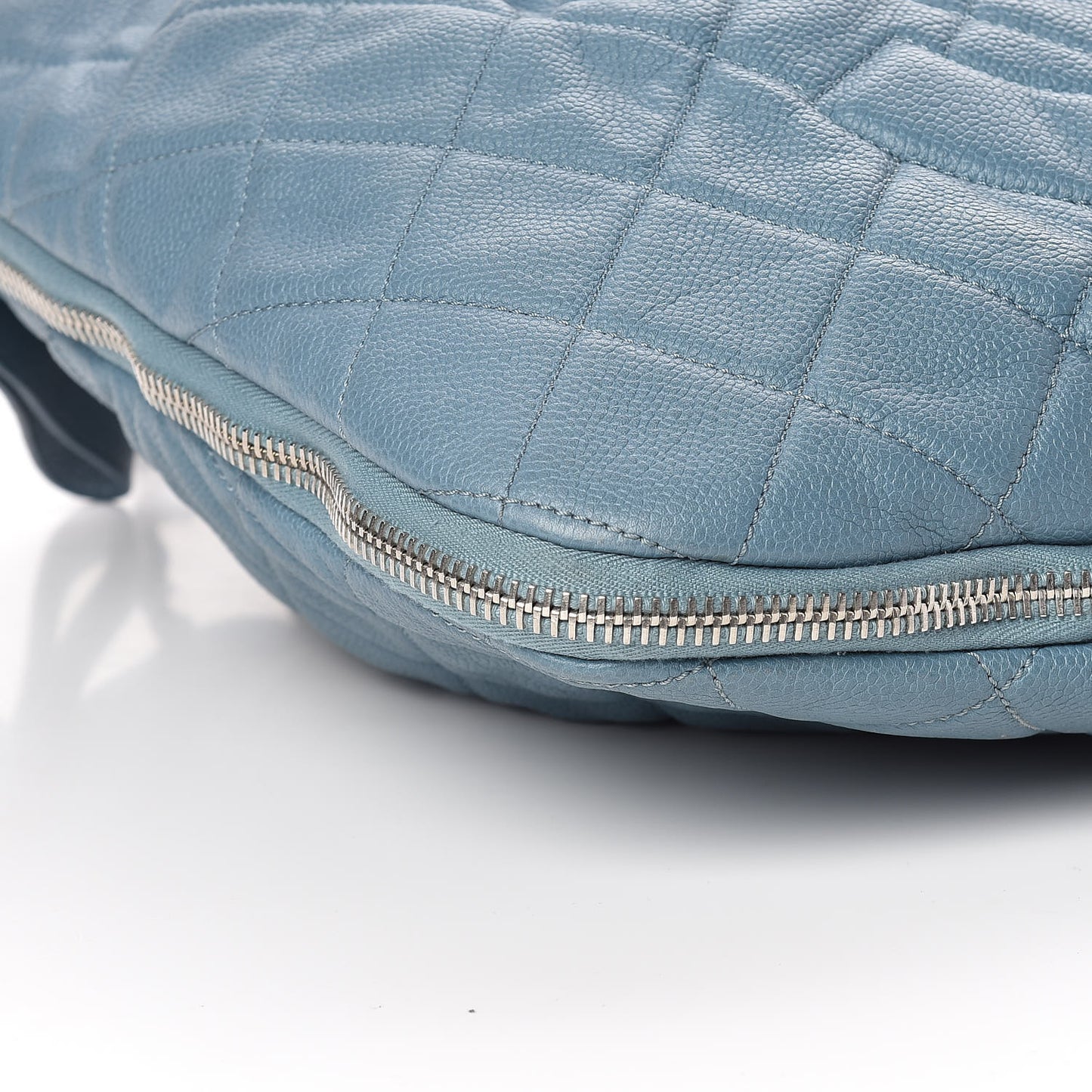 Caviar Quilted Expandable Zip Shoulder Bag Blue