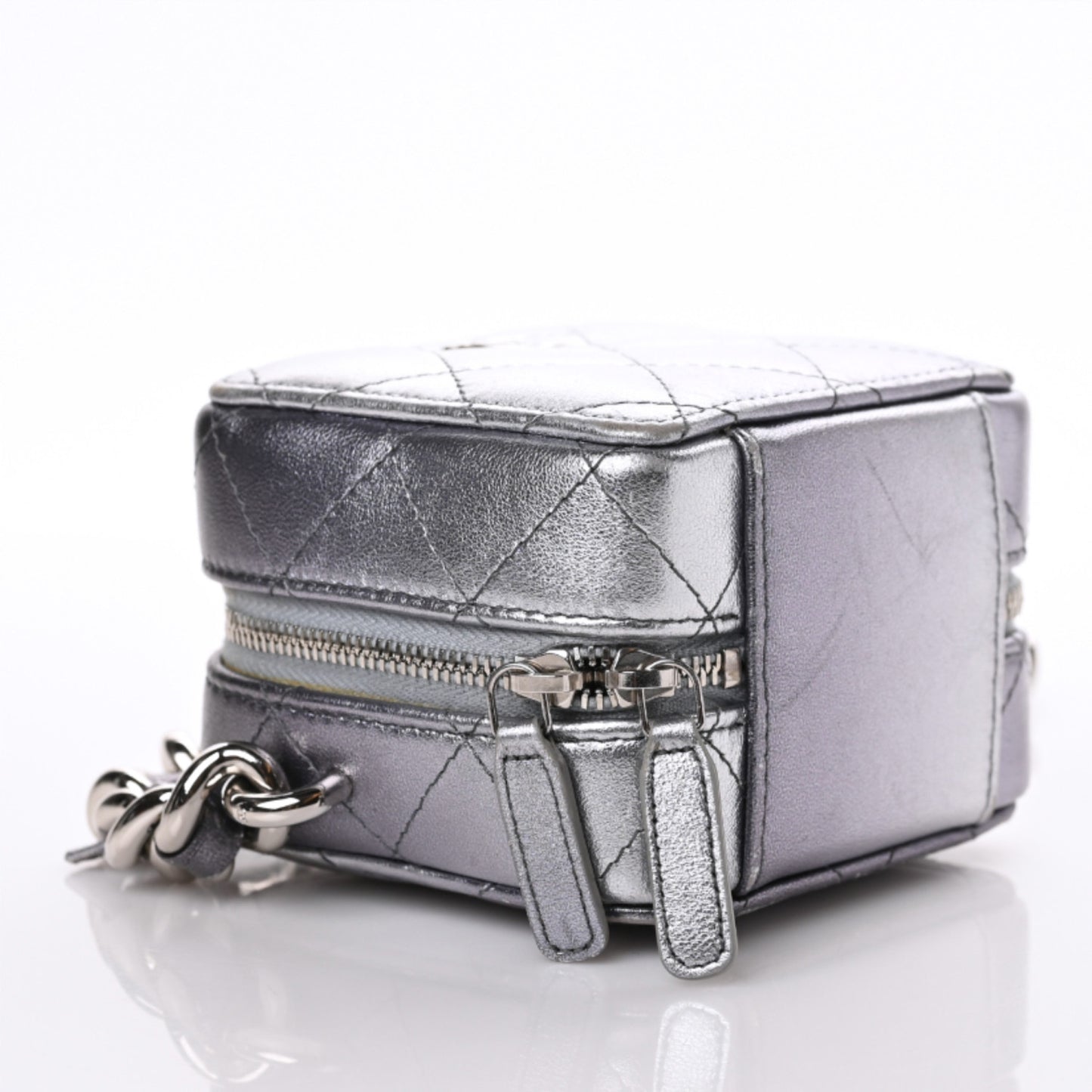 Metallic Lambskin Quilted Like A Wallet Clutch With Chain Silver