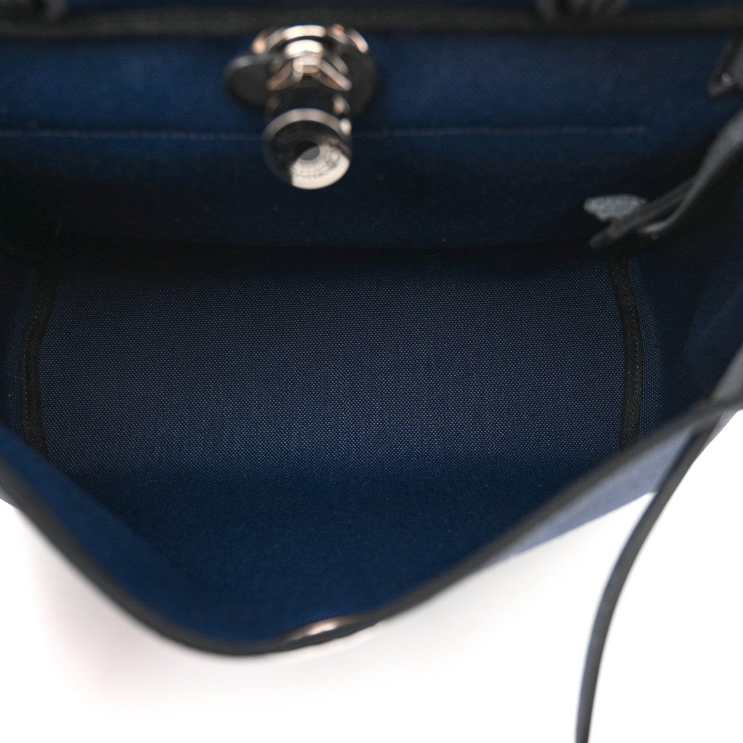 Hermes Military Toile Vache Hunter Herbag Zip Retourne 31 PM Bleu Marine Black 6 of 12