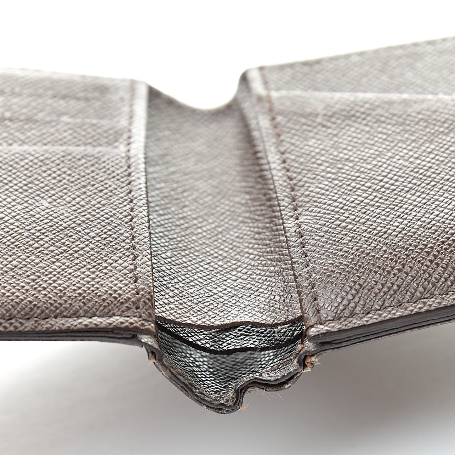 Damier Ebene Multiple Wallet