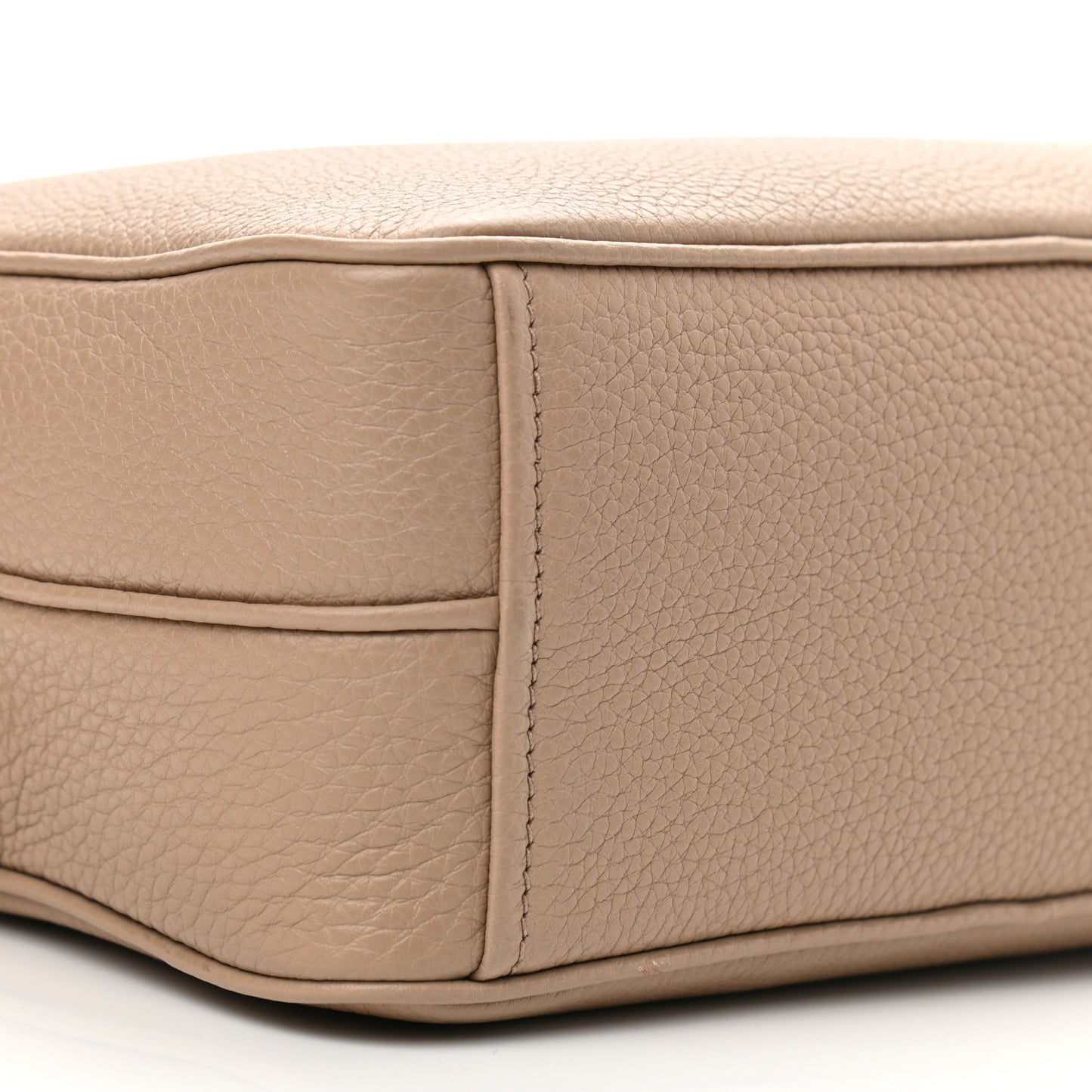Vitello Phenix Camera Bag Cammeo