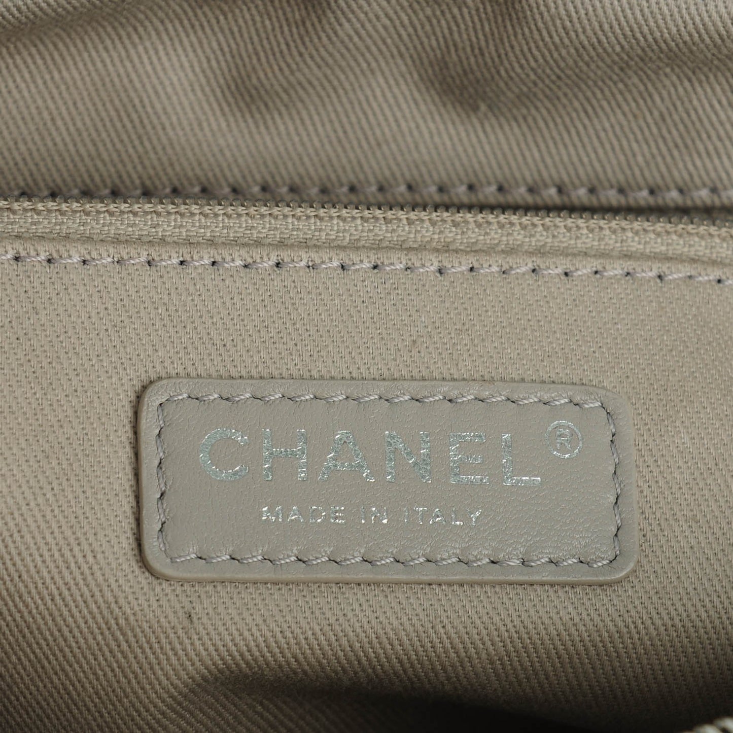 Caviar Quilted Jumbo Easy Flap Black