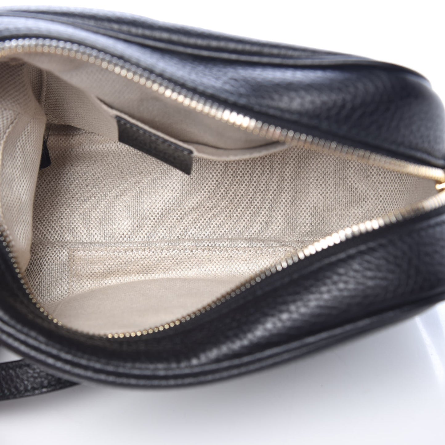 Pebbled Calfskin Small Soho Disco Bag Black