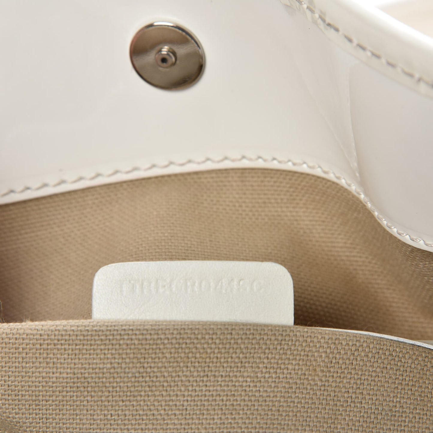 Nova Check Heart Tote White